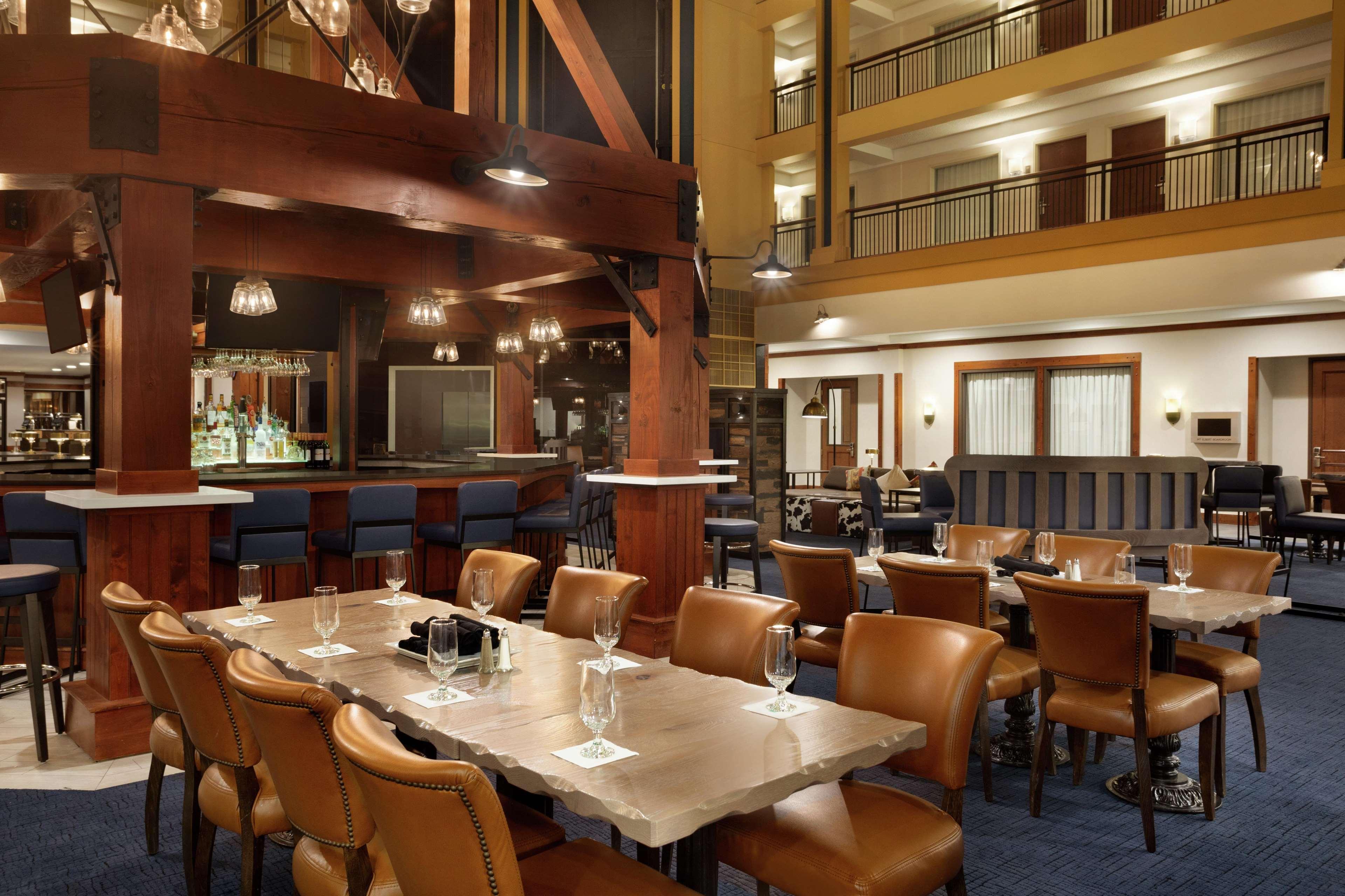 Embassy Suites By Hilton Denver International Airport Exterior foto
